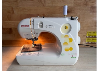 máy may gia đình Janome N572