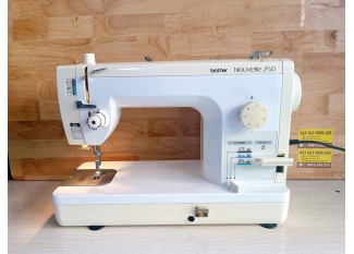 Bán công nghiệp Brother Nouvelle 250