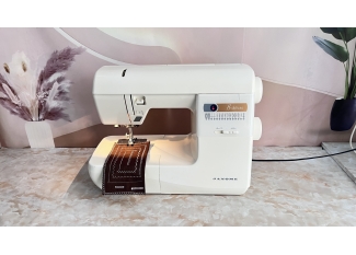 máy may gia đình Janome  B Deluxe