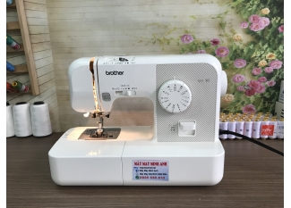 máy may gia đình Brother UY-30