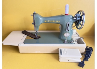 máy may cổ điển Mitsubishi