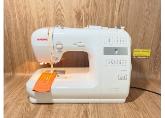 máy may gia đình Janome JF-400