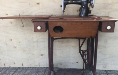 Tìm hiểu về máy may và phân loại máy may gia đình và công nghiệp.