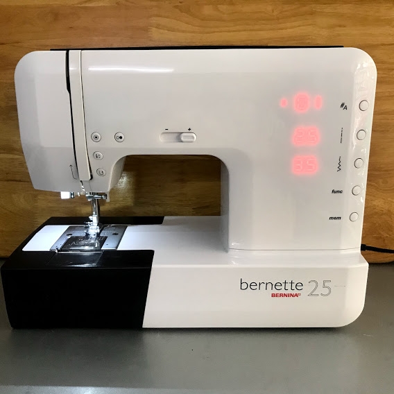 Bernina bernette 25