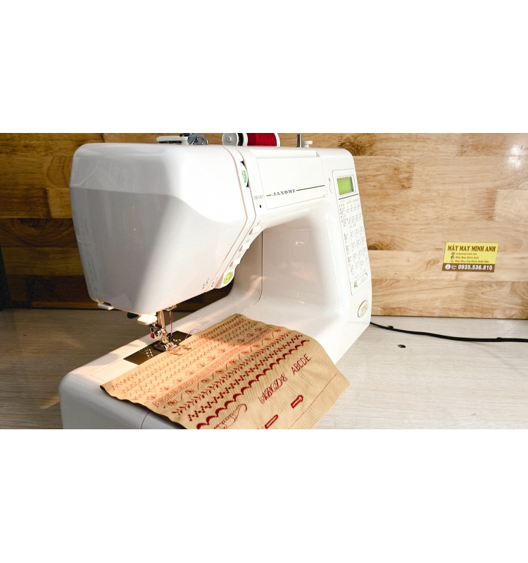 Janome S7702
